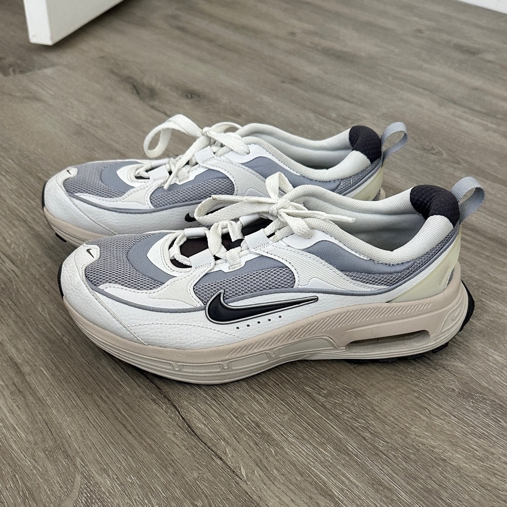 Nike Air Max Bliss Sneakers